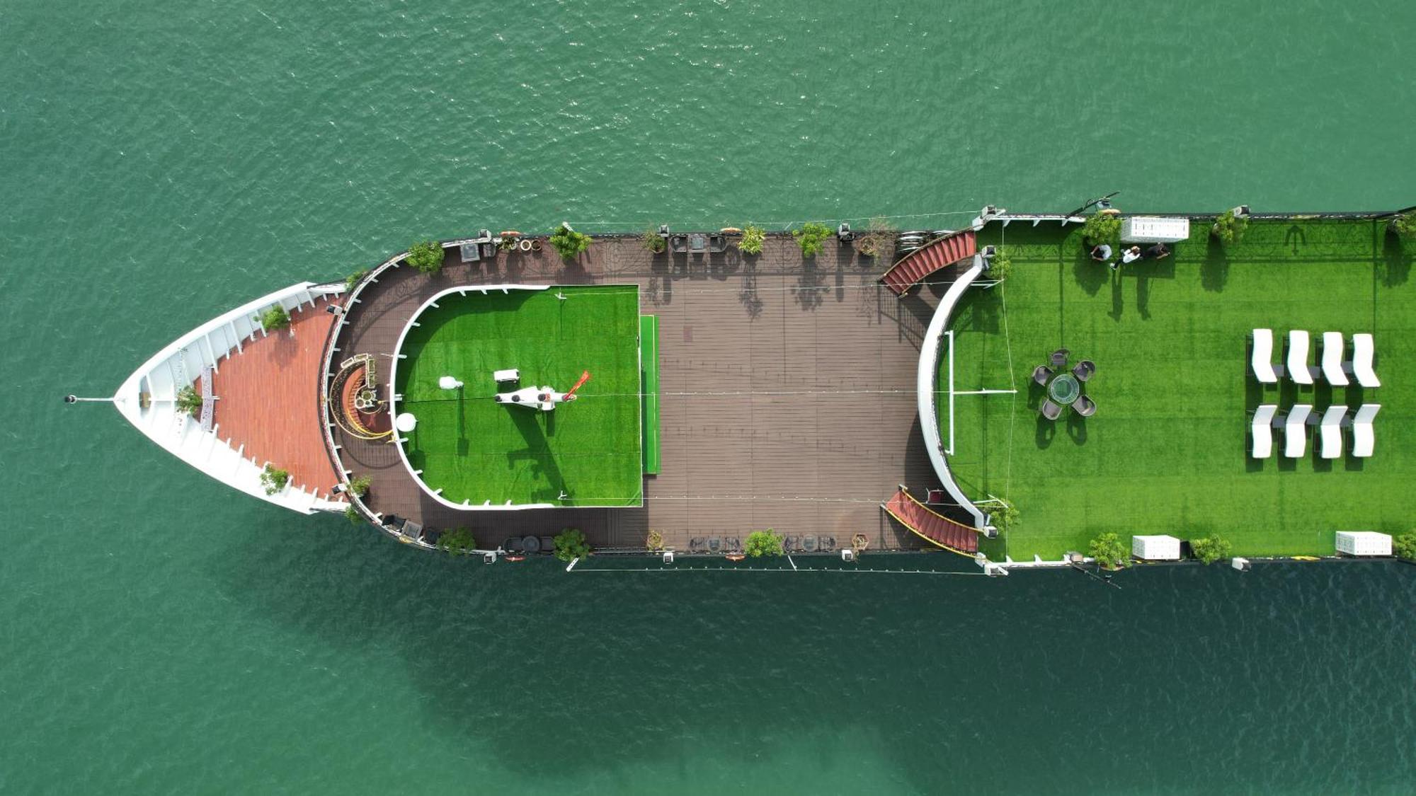 Halong Aquamarine Royal Cruise 호텔 하롱 외부 사진