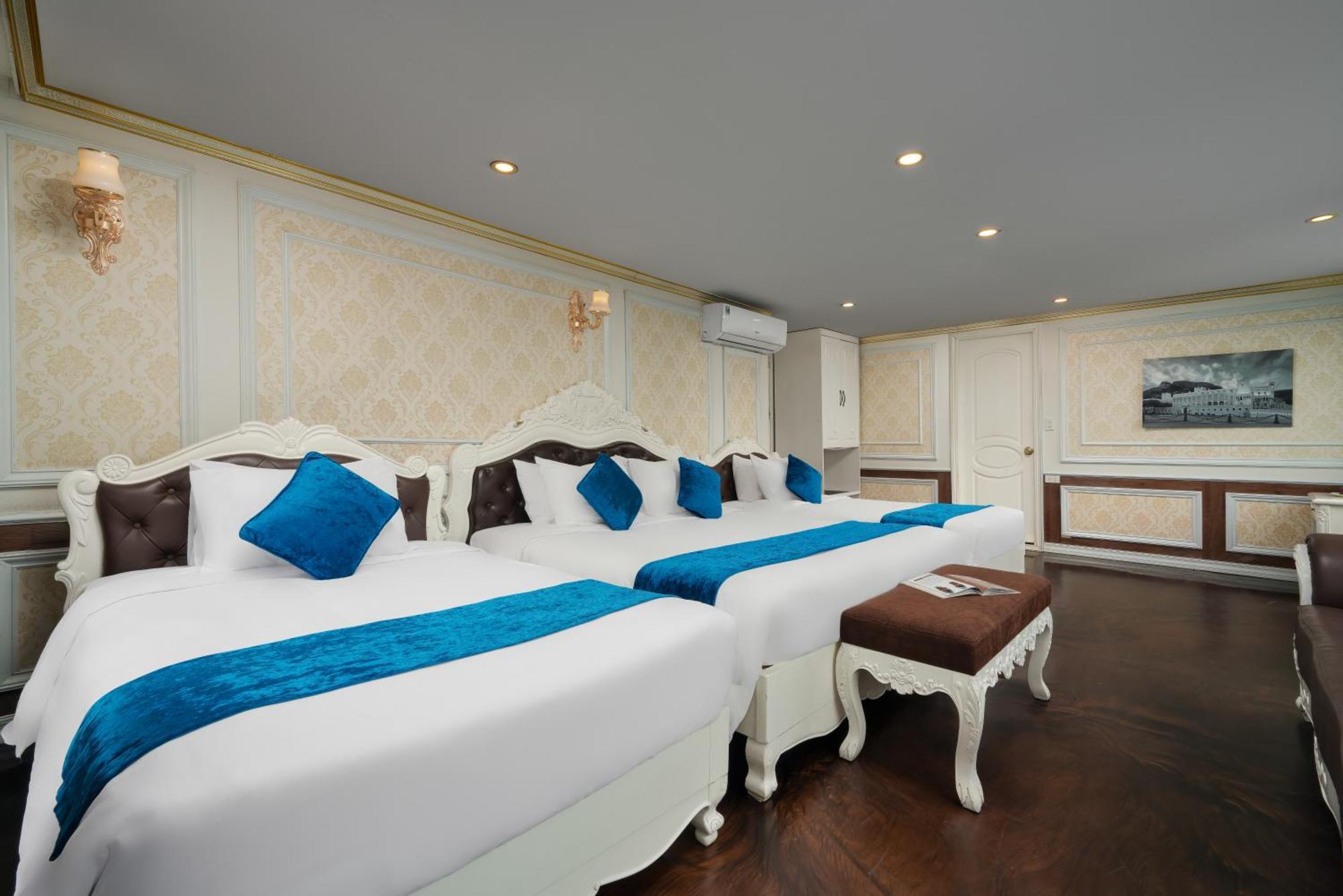 Halong Aquamarine Royal Cruise 호텔 하롱 외부 사진