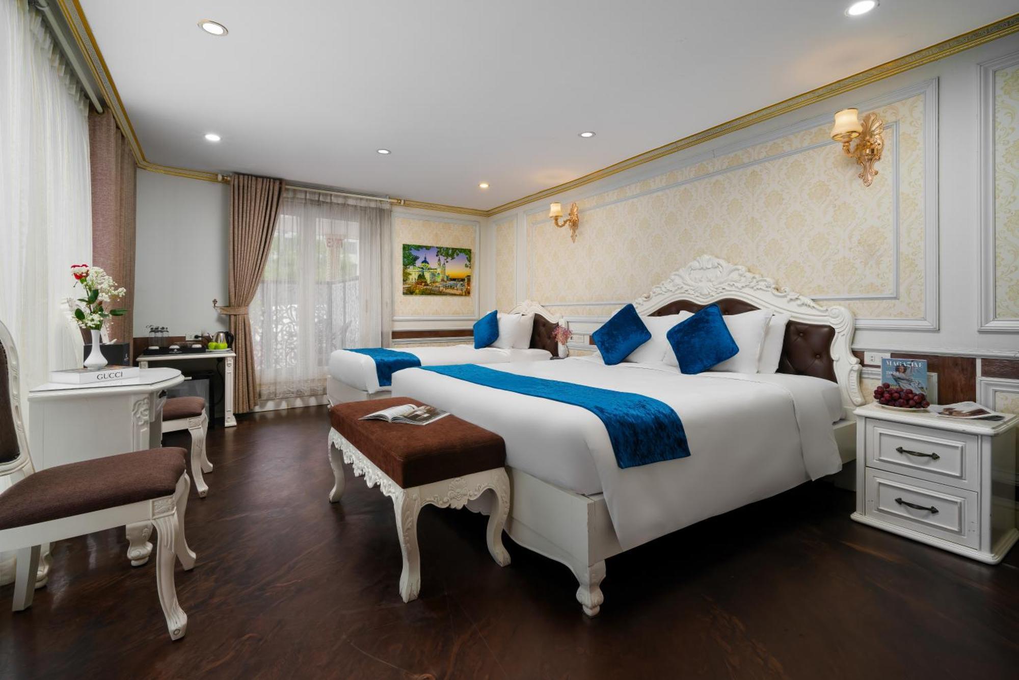Halong Aquamarine Royal Cruise 호텔 하롱 외부 사진